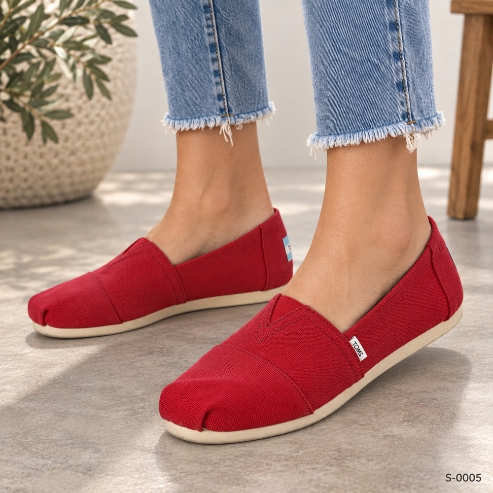 TOMS Women Red Canvas Classic Alpargata Slip On Flat Shoes Size 9 S-0009